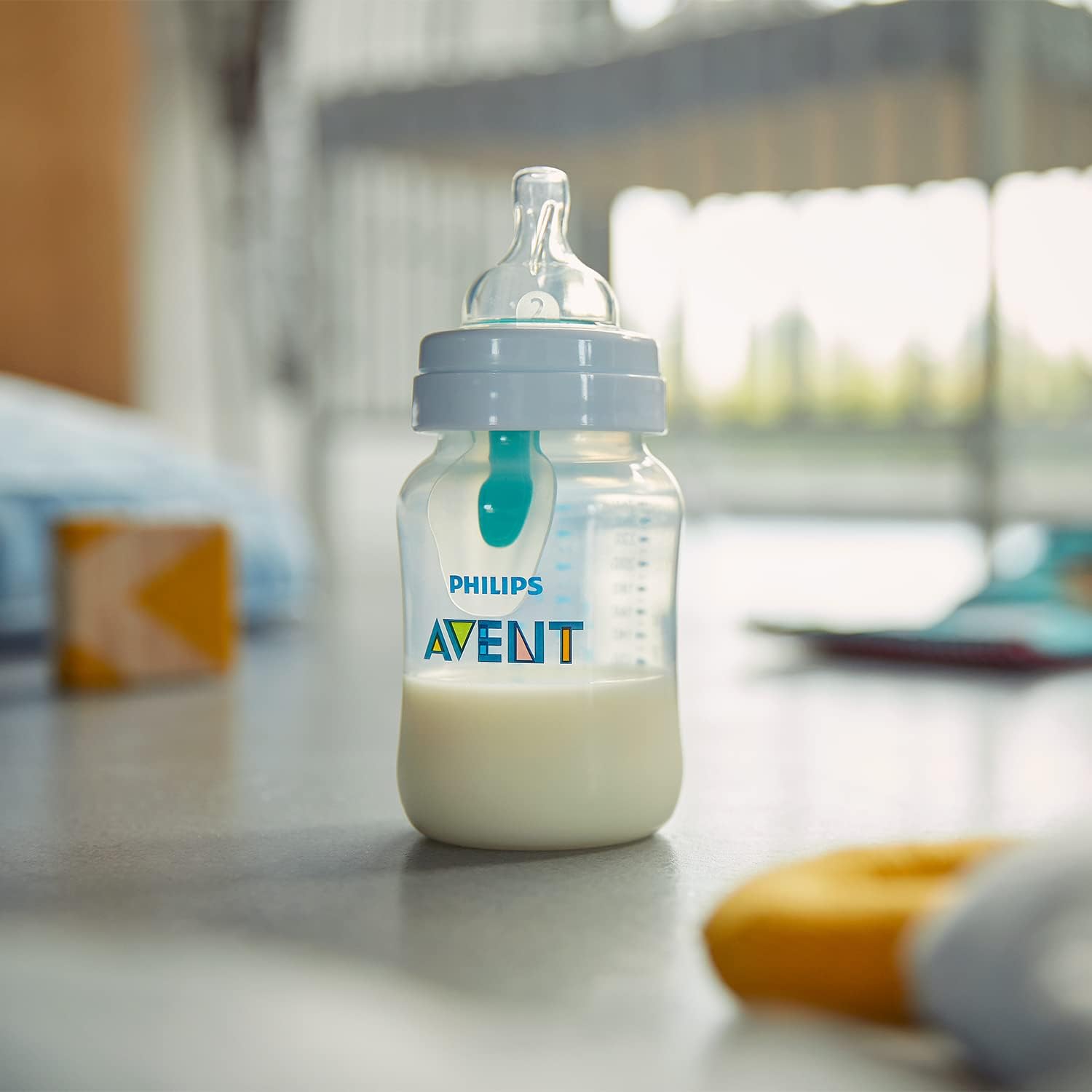 Philips Avent (SCD807/00) Anti-colic baby bottle with set opening